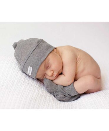 Gorrito de bebe primera puesta Piu et Nau