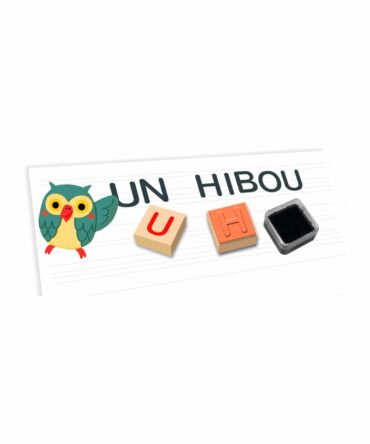 El Alfabeto en mayúsculas Etui