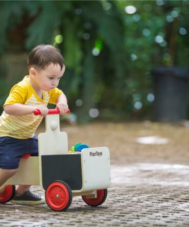 Delivery bike Plan Toys
