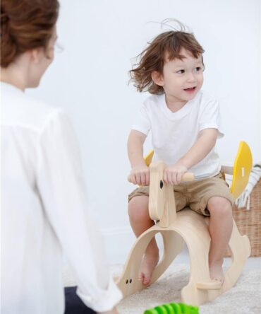 Balancin rocking pegasus Plan Toys