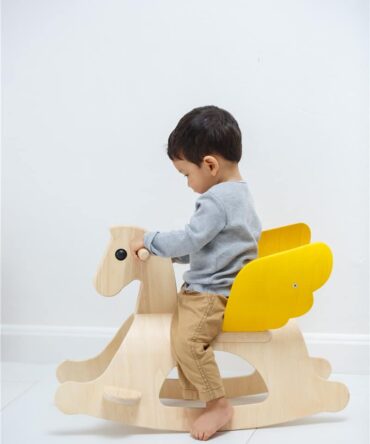 Balancin rocking pegasus Plan Toys