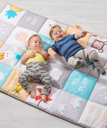 Manta de actividades Taf Toys i love big mat