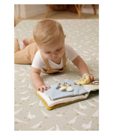 Libro blando de actividades para bebe Oca