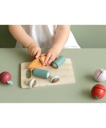 Verduras para cortar de juguete en madera