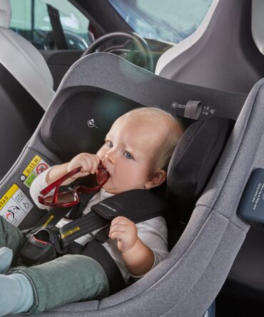 Silla de coche giratoria i-Size 360° Marie3