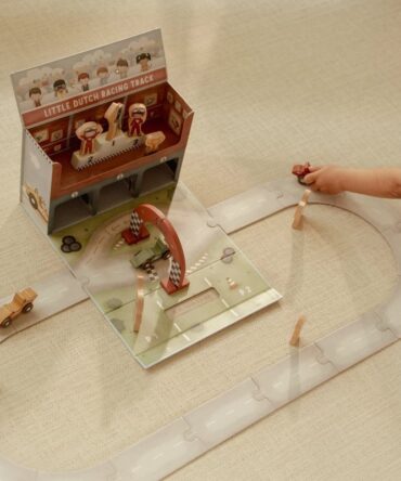 Caja de Juego con Pista de Carreras Little Dutch
