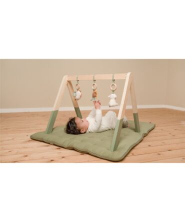 Gimnasio para bebés madera pequeña granja